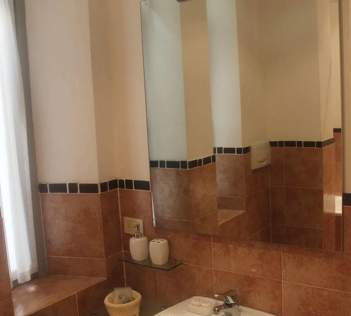 דירה פירנצה Via Roma Suites