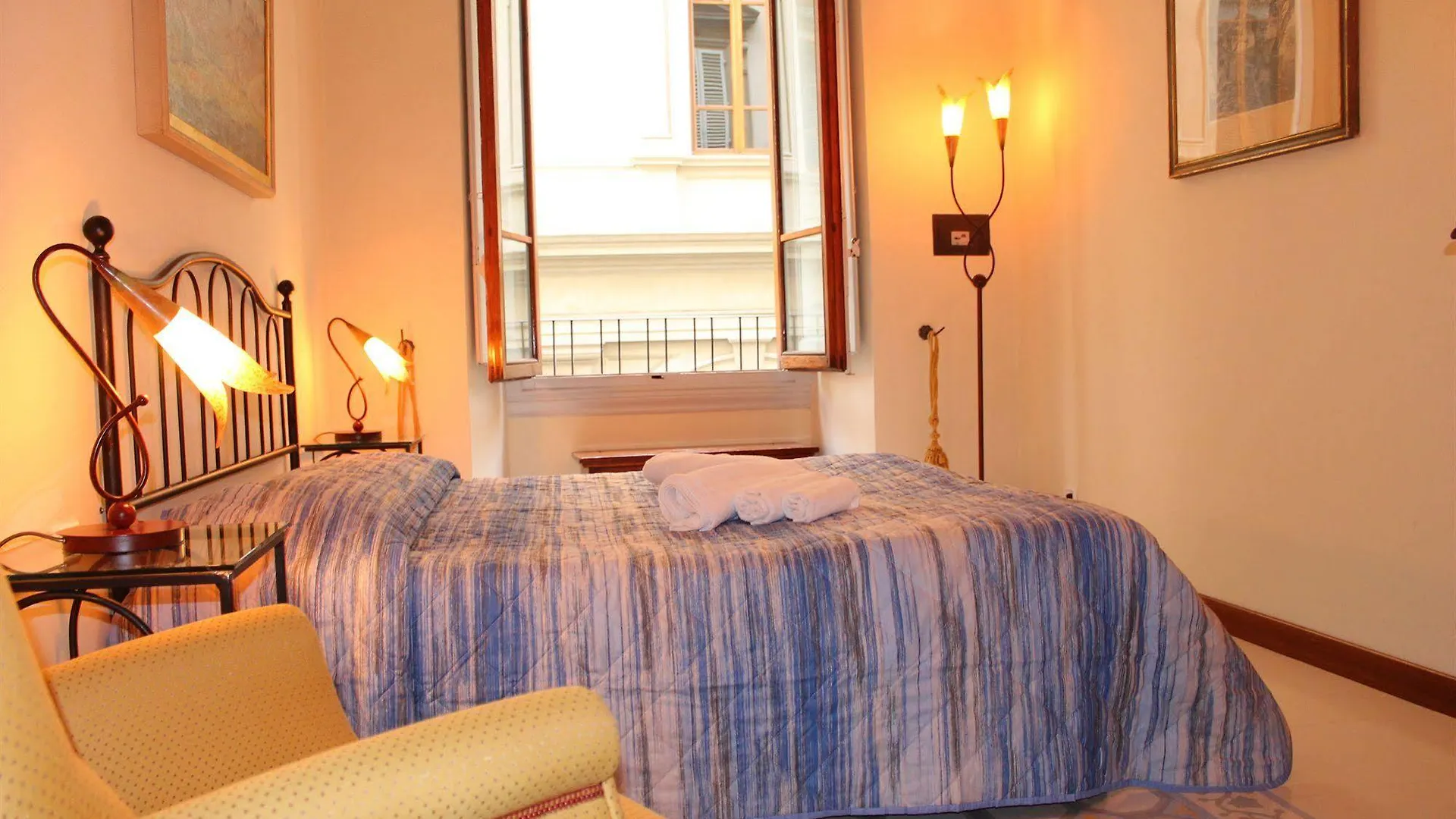 Via Roma Suites フィレンツェ